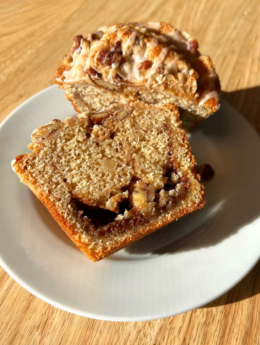 Cinnamon Maple Crumble Muffins cut open